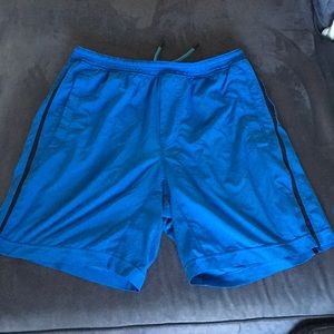 Pace breaker with liner